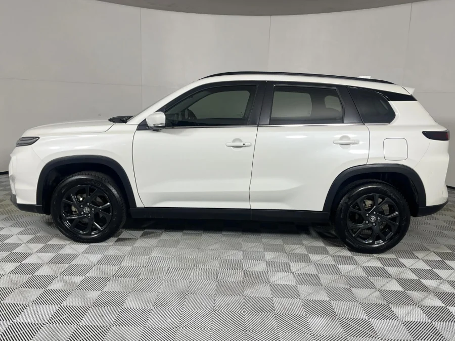 Used 2024 Toyota Urban Cruiser 1.5 XR manual - WeBuyCars JHB South Used 2024 Toyota Urban Cruiser 1.5 XR manual - WeBuyCars JHB South