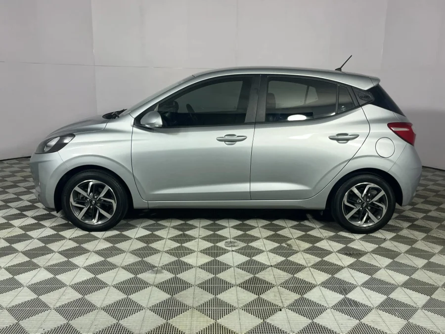 Used 2022 Hyundai Grand i10 1.2 Fluid hatch auto - WeBuyCars Brackenfell Cape Town Used 2022 Hyundai Grand i10 1.2 Fluid hatch auto - WeBuyCars Brackenfell Cape Town