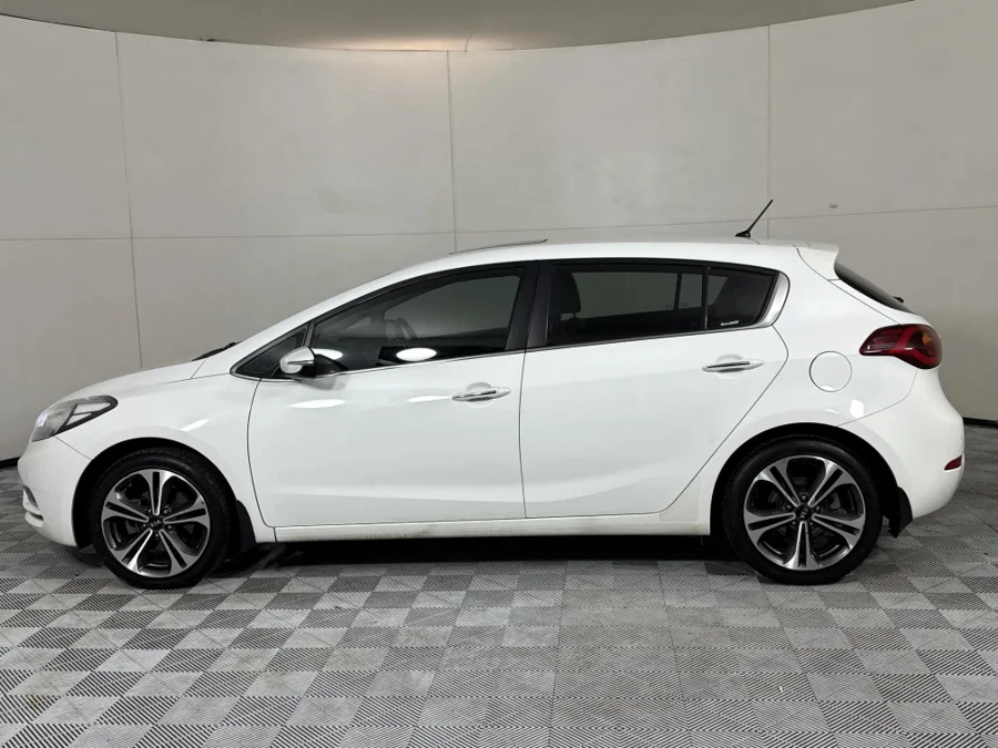 Used 2015 Kia Cerato hatch 2.0 SX auto - WeBuyCars Rustenburg Used 2015 Kia Cerato hatch 2.0 SX auto - WeBuyCars Rustenburg