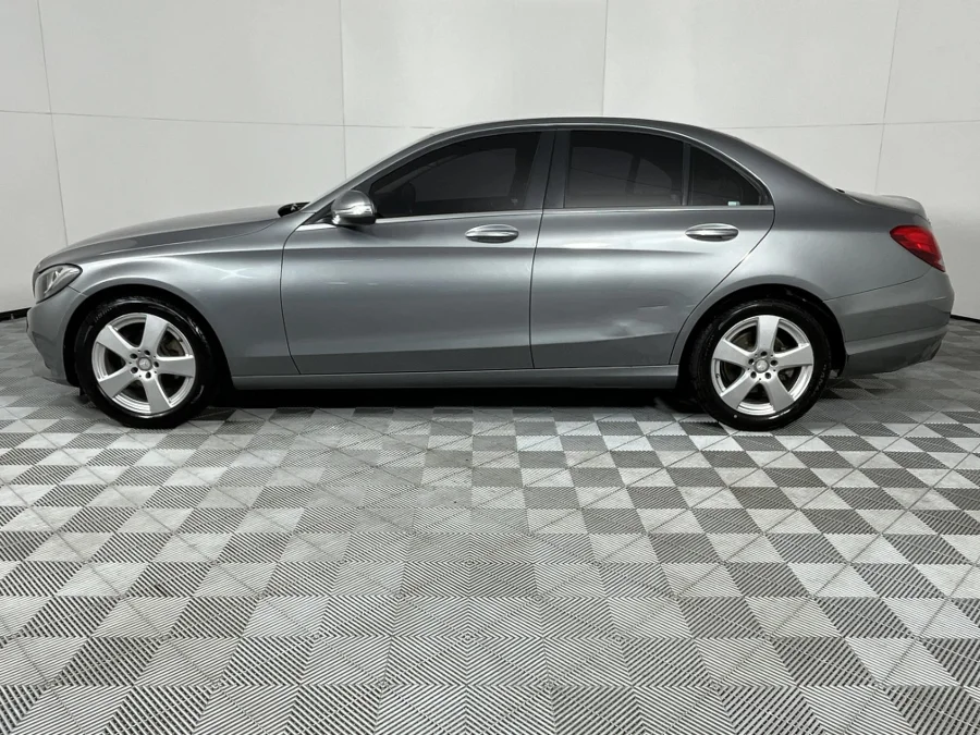 Used 2014 Mercedes-Benz C-Class C180 auto - WeBuycars East London Used 2014 Mercedes-Benz C-Class C180 auto - WeBuycars East London