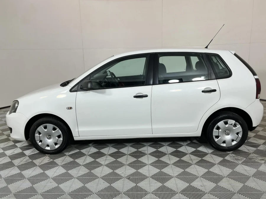 Used 2013 Volkswagen Polo Vivo sedan 1.4 Trendline - WeBuyCars JHB South