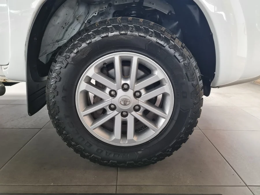 Used 2011 Toyota Hilux 3.0D-4D double cab 4x4 Raider Dakar edition auto - Qs Cars