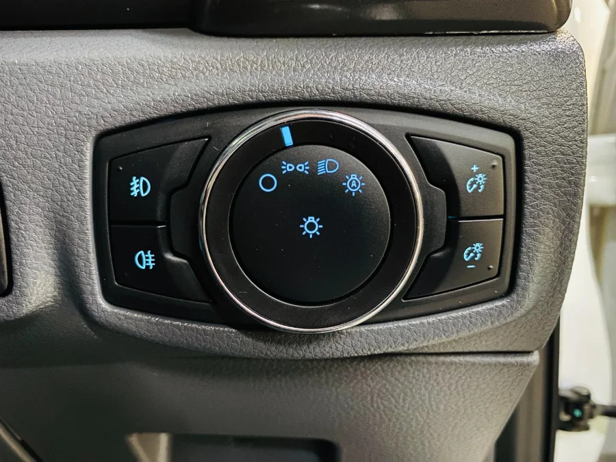 Used 2018 Ford Everest 3.2TDCi 4WD Limited - BOTHA AND DEYSEL EXECUTIVE MOTORS Used 2018 Ford Everest 3.2TDCi 4WD Limited - BOTHA AND DEYSEL EXECUTIVE MOTORS