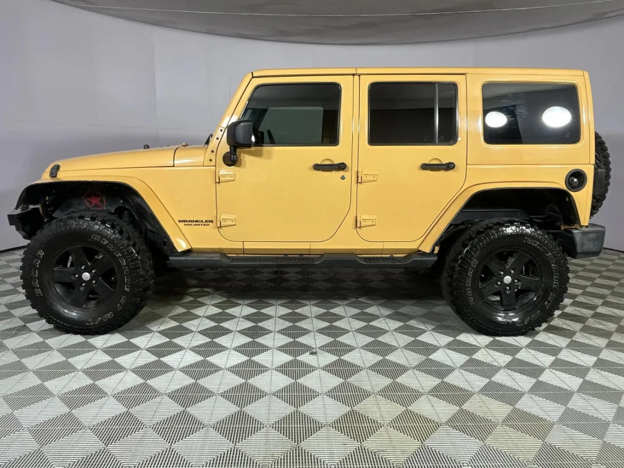 Used 2015 Jeep Wrangler Unlimited Sahara 3.6L 75th Anniversary Edition - WeBuyCars Epping Used 2015 Jeep Wrangler Unlimited Sahara 3.6L 75th Anniversary Edition - WeBuyCars Epping