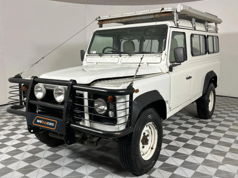 Used 2002 Land Rover Defender 110 2.5 Td5 hardtop - WeBuyCars The Dome