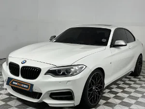 Used 2015 BMW 2 Series M235i coupe auto