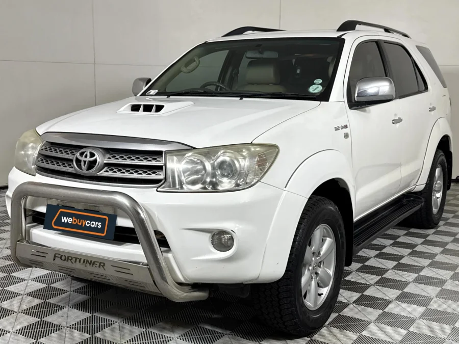 Used 2010 Toyota Fortuner 3.0D-4D auto - WeBuyCars Midstream Used 2010 Toyota Fortuner 3.0D-4D auto - WeBuyCars Midstream