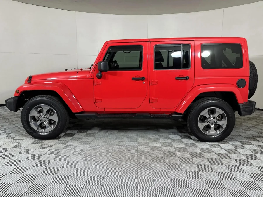 Used 2013 Jeep Wrangler Unlimited 2.8CRD Altitude - WeBuyCars Midstream Used 2013 Jeep Wrangler Unlimited 2.8CRD Altitude - WeBuyCars Midstream