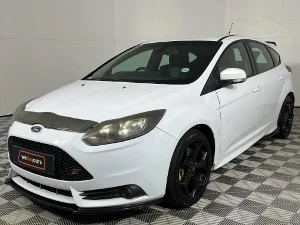 Used 2015 Ford Focus ST 1