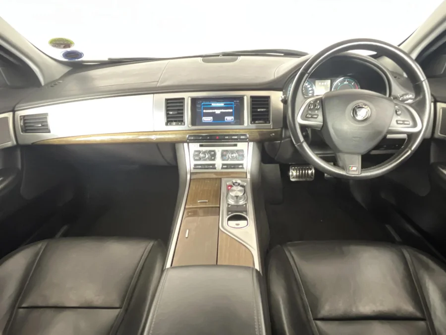 Used 2015 Jaguar XF 3.0D S Premium Luxury - WeBuyCars Epping