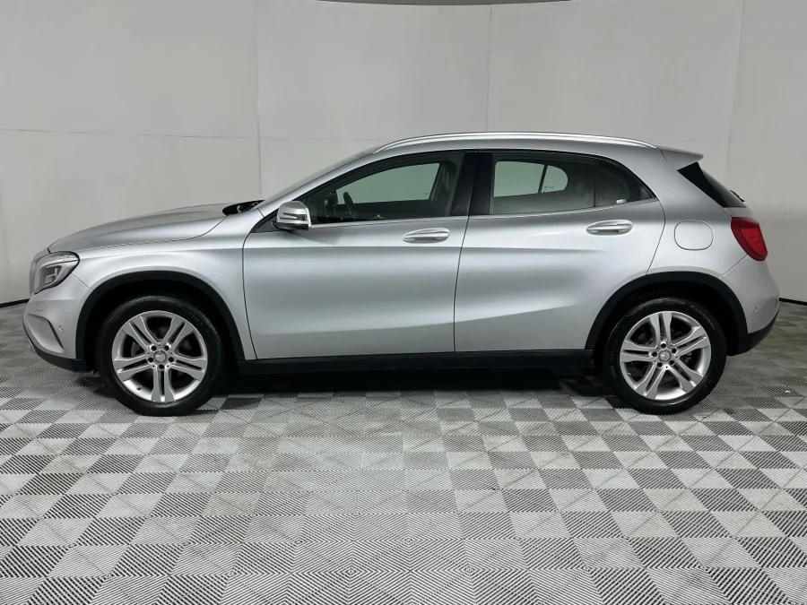 Used 2015 Mercedes-Benz GLA 200d auto - WeBuyCars Vereeniging Used 2015 Mercedes-Benz GLA 200d auto - WeBuyCars Vereeniging