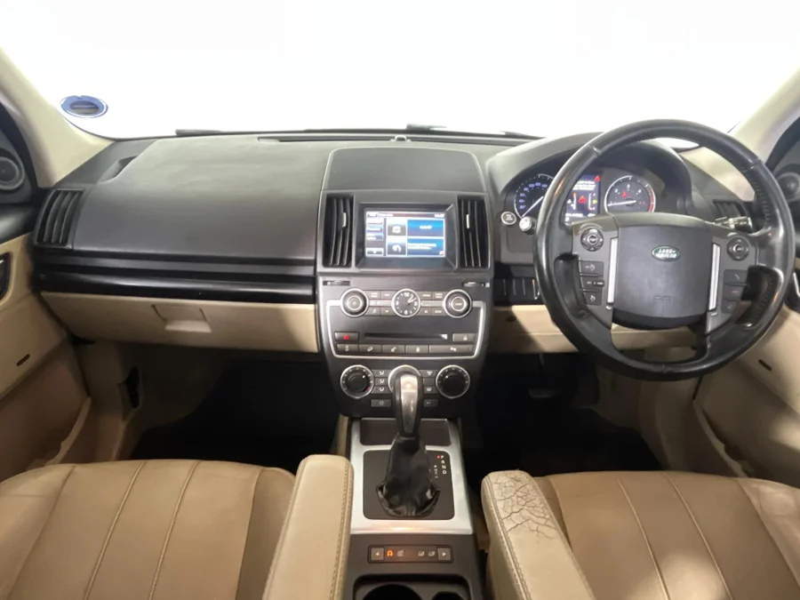 Used 2015 Land Rover Freelander 2 SD4 SE - WeBuyCars The Dome Used 2015 Land Rover Freelander 2 SD4 SE - WeBuyCars The Dome