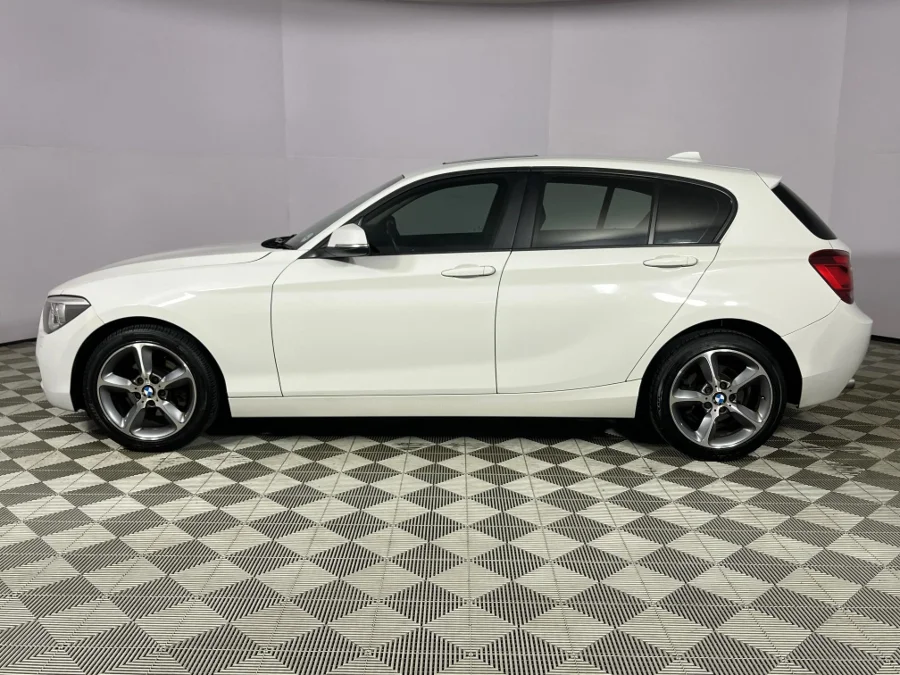 Used 2015 BMW 1 Series 118i 5-door auto - WeBuyCars Riverhorse Used 2015 BMW 1 Series 118i 5-door auto - WeBuyCars Riverhorse