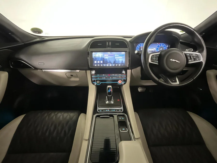 Used 2020 Jaguar F-Pace SVR - WeBuyCars Germiston Used 2020 Jaguar F-Pace SVR - WeBuyCars Germiston