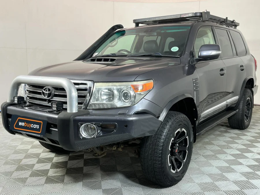 Used 2013 Toyota Land Cruiser 200 4.5D-4D V8 VX - WeBuyCars JHB South Used 2013 Toyota Land Cruiser 200 4.5D-4D V8 VX - WeBuyCars JHB South