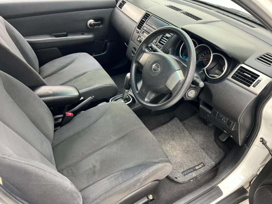 Used 2010 Nissan Tiida sedan 1.6 Visia+ auto - EBK Auto Used 2010 Nissan Tiida sedan 1.6 Visia+ auto - EBK Auto