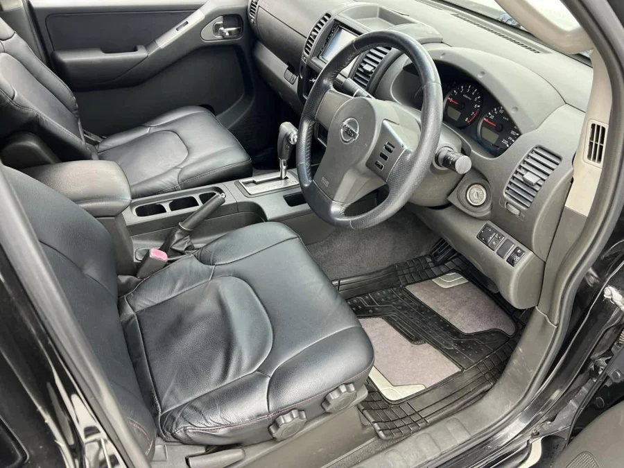 Used 2006 Nissan Navara 4.0 4x4 automatic - EBK Auto
