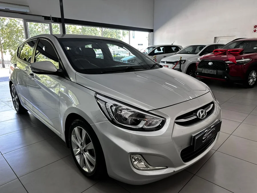 Used 2015 Hyundai Accent sedan 1.6 Fluid auto - Bruma Auto Used 2015 Hyundai Accent sedan 1.6 Fluid auto - Bruma Auto