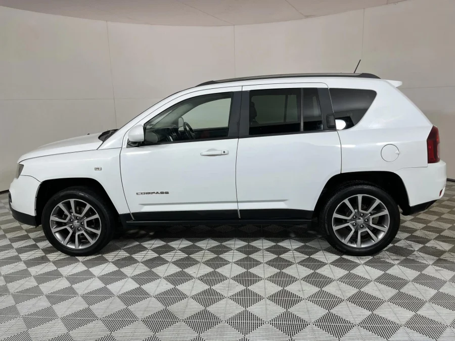 Used 2015 Jeep Compass 2.0L Limited auto CVT - WeBuyCars JHB South