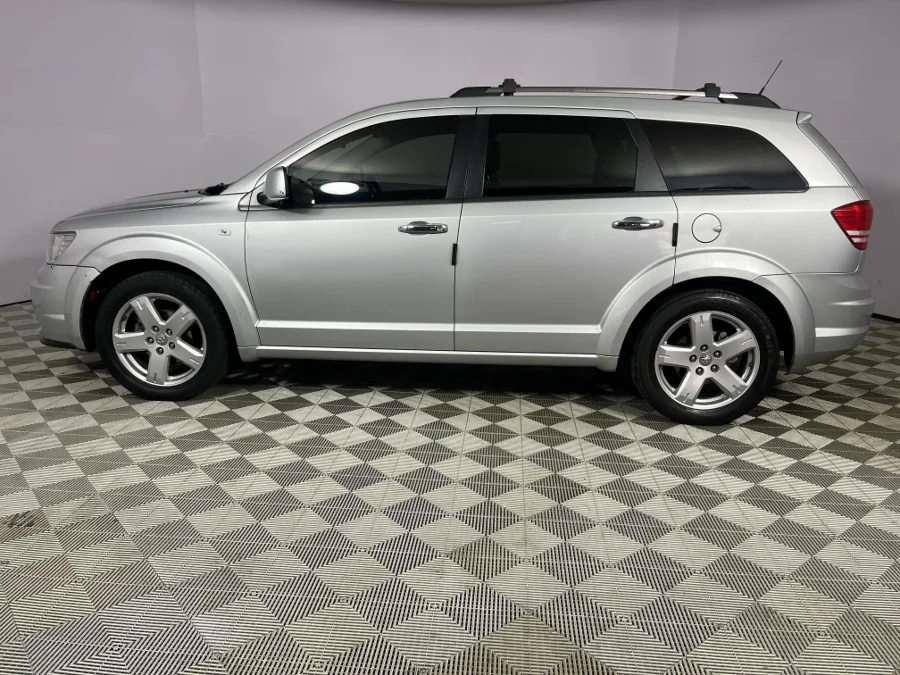 Used 2011 Dodge Journey 2.7 R/T - WeBuyCars Durban Used 2011 Dodge Journey 2.7 R/T - WeBuyCars Durban