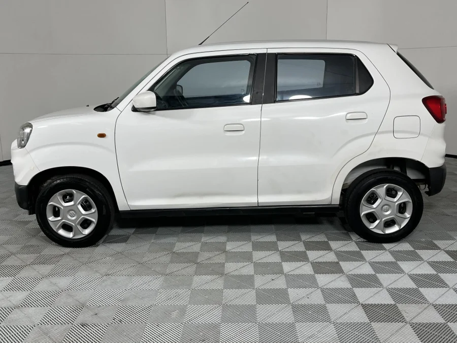 Used 2021 Suzuki S-Presso 1.0 GL+ auto - WeBuycars East London Used 2021 Suzuki S-Presso 1.0 GL+ auto - WeBuycars East London