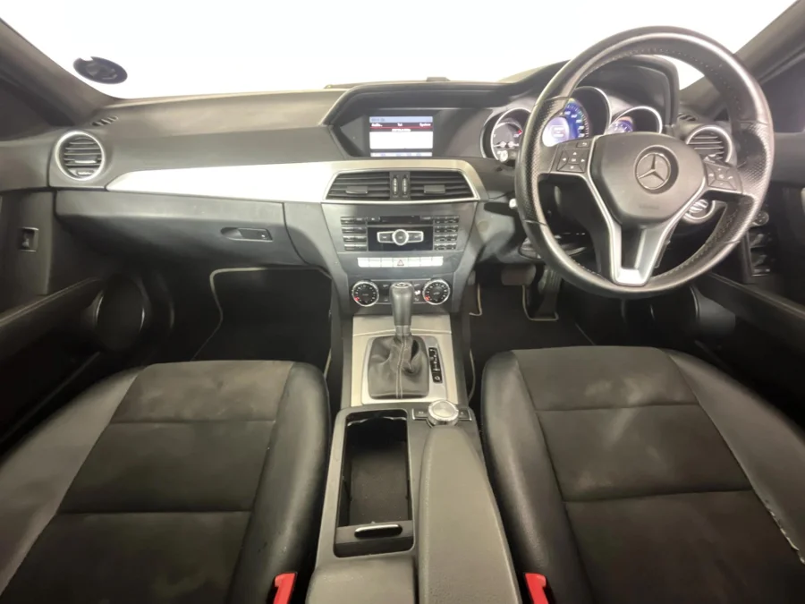 Used 2014 Mercedes-Benz C-Class C180 Avantgarde AMG Sports - WeBuyCars The Dome