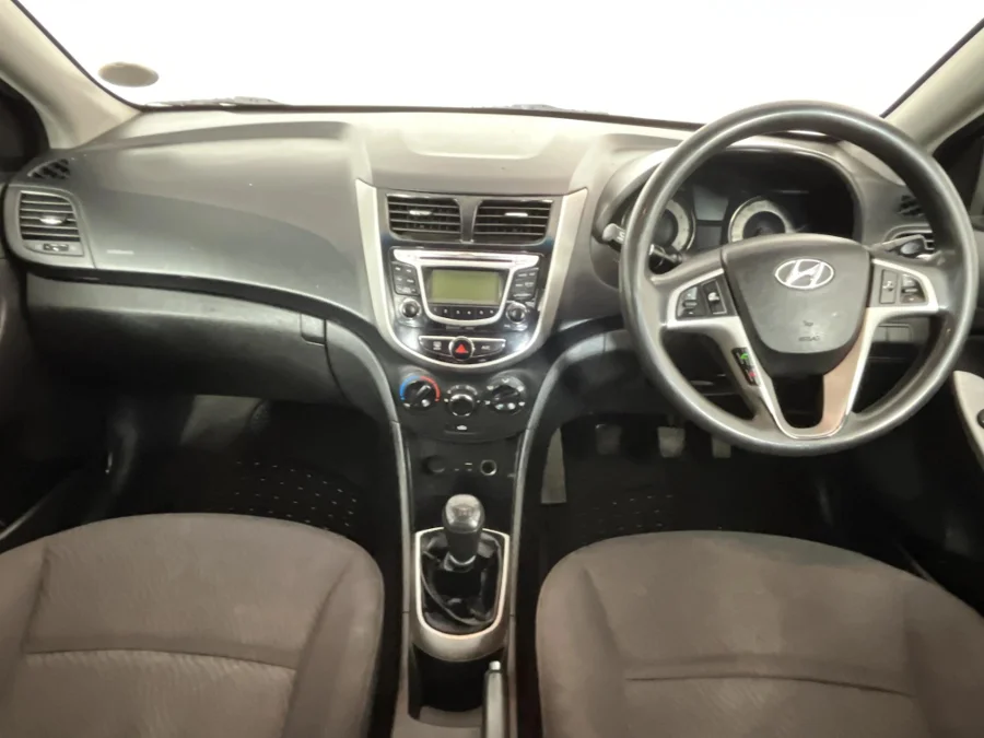 Used 2016 Hyundai Accent sedan 1.6 Fluid - WeBuyCars JHB South Used 2016 Hyundai Accent sedan 1.6 Fluid - WeBuyCars JHB South