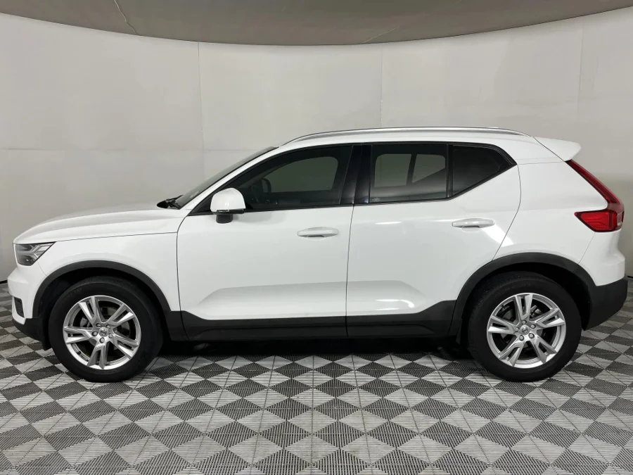 Used 2018 Volvo XC40 T3 Momentum - WeBuyCars Richmond Used 2018 Volvo XC40 T3 Momentum - WeBuyCars Richmond