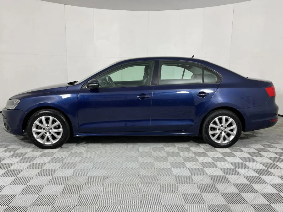 Used 2012 Volkswagen Jetta 1.6TDI Comfortline auto - WeBuyCars Gqeberha Used 2012 Volkswagen Jetta 1.6TDI Comfortline auto - WeBuyCars Gqeberha
