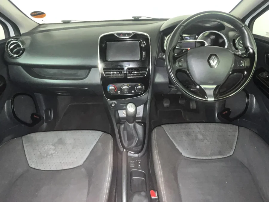 Used 2013 Renault Clio 66kW turbo Dynamique - WeBuyCars Brackenfell Cape Town Used 2013 Renault Clio 66kW turbo Dynamique - WeBuyCars Brackenfell Cape Town