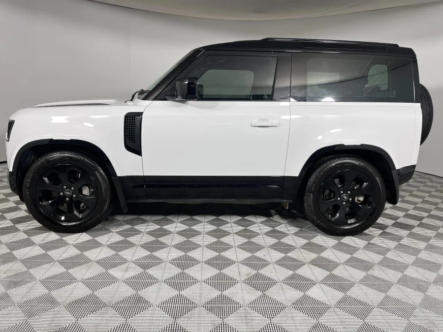 Used 2022 Land Rover Defender 90 D300 X-Dynamic SE - WeBuyCars Richmond