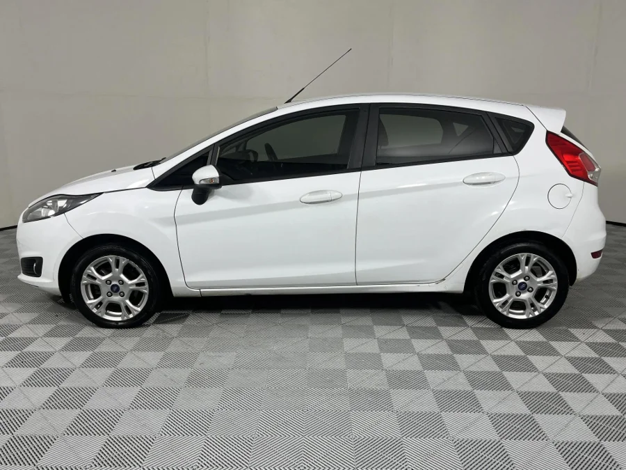 Used 2017 Ford Fiesta 5-door 1.0T Ambiente auto - WeBuyCars The Dome Used 2017 Ford Fiesta 5-door 1.0T Ambiente auto - WeBuyCars The Dome