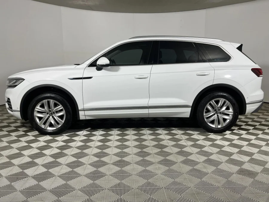 Used 2022 Volkswagen Touareg V6 TDI Luxury - WeBuyCars Germiston Used 2022 Volkswagen Touareg V6 TDI Luxury - WeBuyCars Germiston