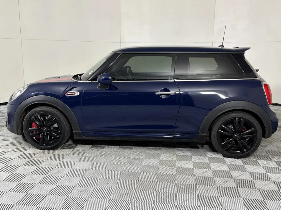 Used 2017 MINI Hatch John Cooper Works Hatch 3-door sports-auto - WeBuyCars JHB South Used 2017 MINI Hatch John Cooper Works Hatch 3-door sports-auto - WeBuyCars JHB South