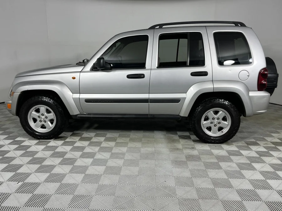 Used 2008 Jeep Cherokee 3.7L Sport - WeBuyCars Silverlakes Used 2008 Jeep Cherokee 3.7L Sport - WeBuyCars Silverlakes