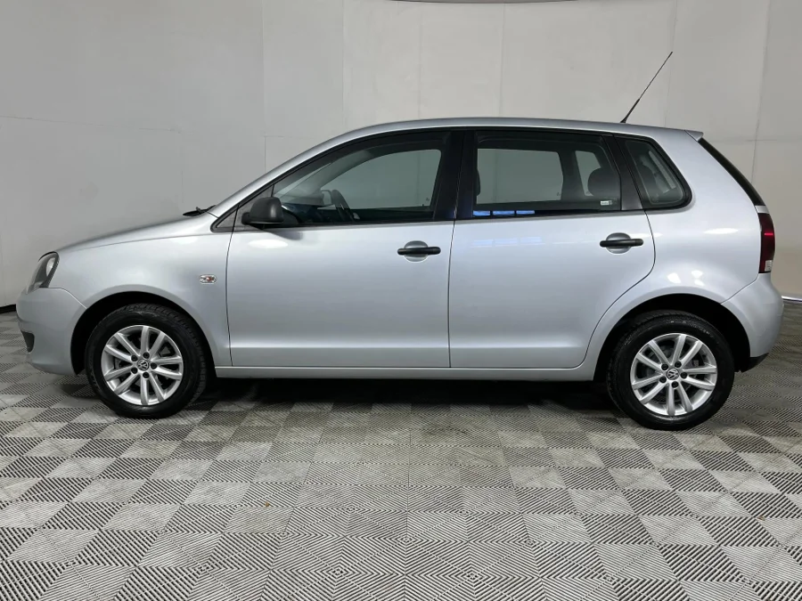 Used 2014 Volkswagen Polo Vivo 5-door 1.4 Trendline auto - WeBuyCars George Used 2014 Volkswagen Polo Vivo 5-door 1.4 Trendline auto - WeBuyCars George