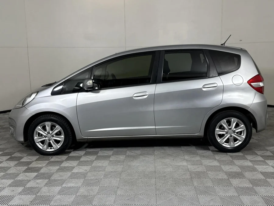 Used 2013 Honda Jazz 1.5 Executive auto - WeBuyCars Midstream Used 2013 Honda Jazz 1.5 Executive auto - WeBuyCars Midstream