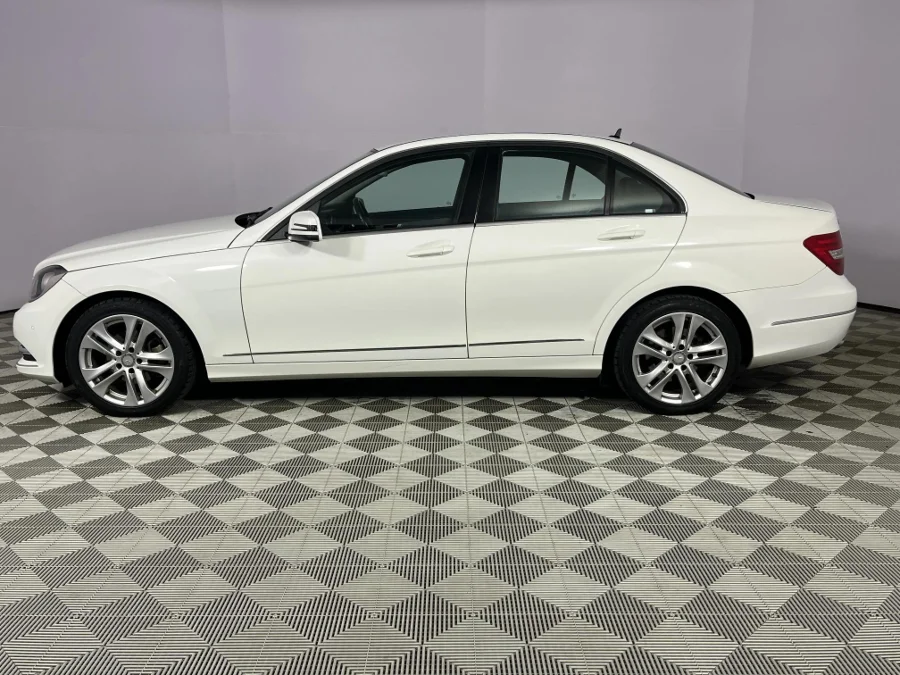 Used 2014 Mercedes-Benz C-Class C200 Avantgarde auto - WeBuyCars Durban Used 2014 Mercedes-Benz C-Class C200 Avantgarde auto - WeBuyCars Durban