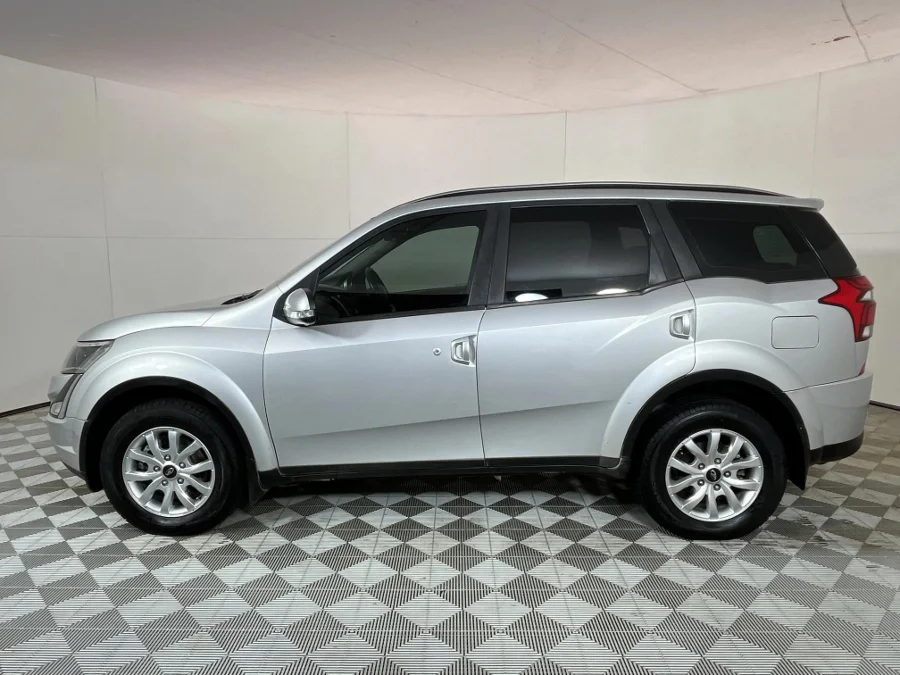 Used 2019 Mahindra XUV500 2.2CRDe W8 - WeBuyCars JHB South Used 2019 Mahindra XUV500 2.2CRDe W8 - WeBuyCars JHB South