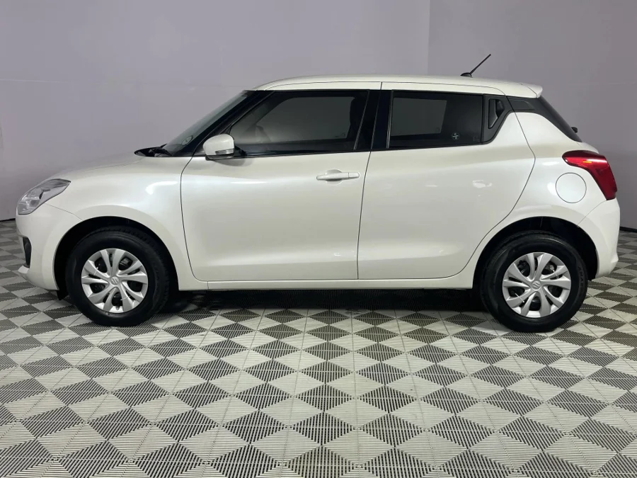 Used 2023 Suzuki Swift 1.2 GL manual - WeBuyCars Durban