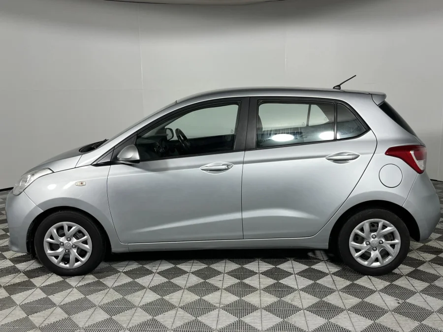 Used 2019 Hyundai Grand i10 1.0 Motion - WeBuyCars Richmond Used 2019 Hyundai Grand i10 1.0 Motion - WeBuyCars Richmond