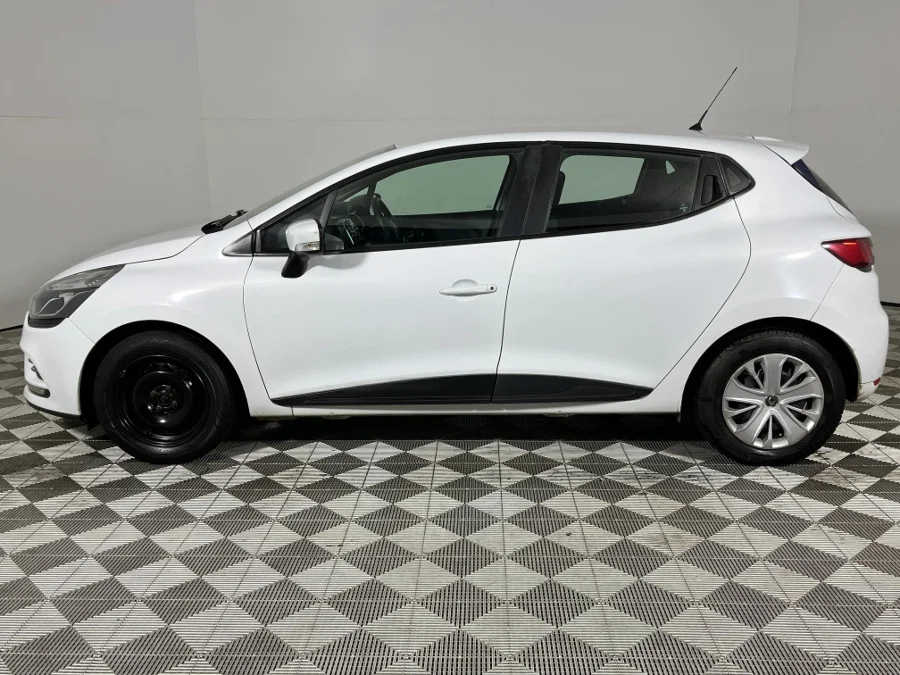 Used 2019 Renault Clio 66kW turbo Authentique - WeBuyCars Germiston Used 2019 Renault Clio 66kW turbo Authentique - WeBuyCars Germiston