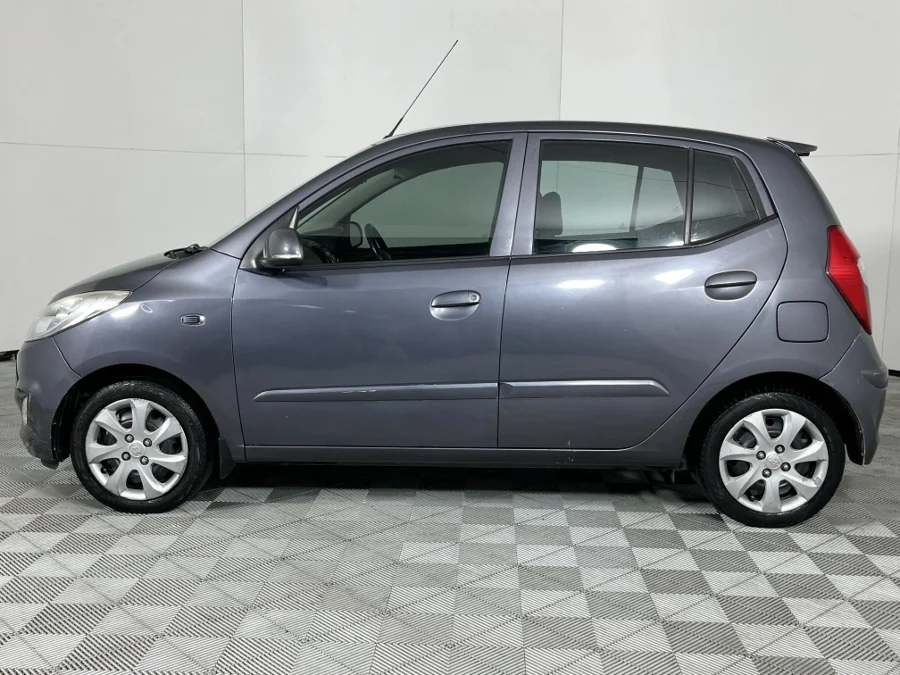 Used 2017 Hyundai i10 1.1 Motion - WeBuycars East London Used 2017 Hyundai i10 1.1 Motion - WeBuycars East London