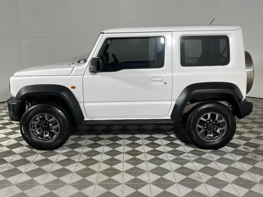 Used 2022 Suzuki Jimny 1.5 GLX AllGrip 3-door auto - WeBuyCars Germiston Used 2022 Suzuki Jimny 1.5 GLX AllGrip 3-door auto - WeBuyCars Germiston