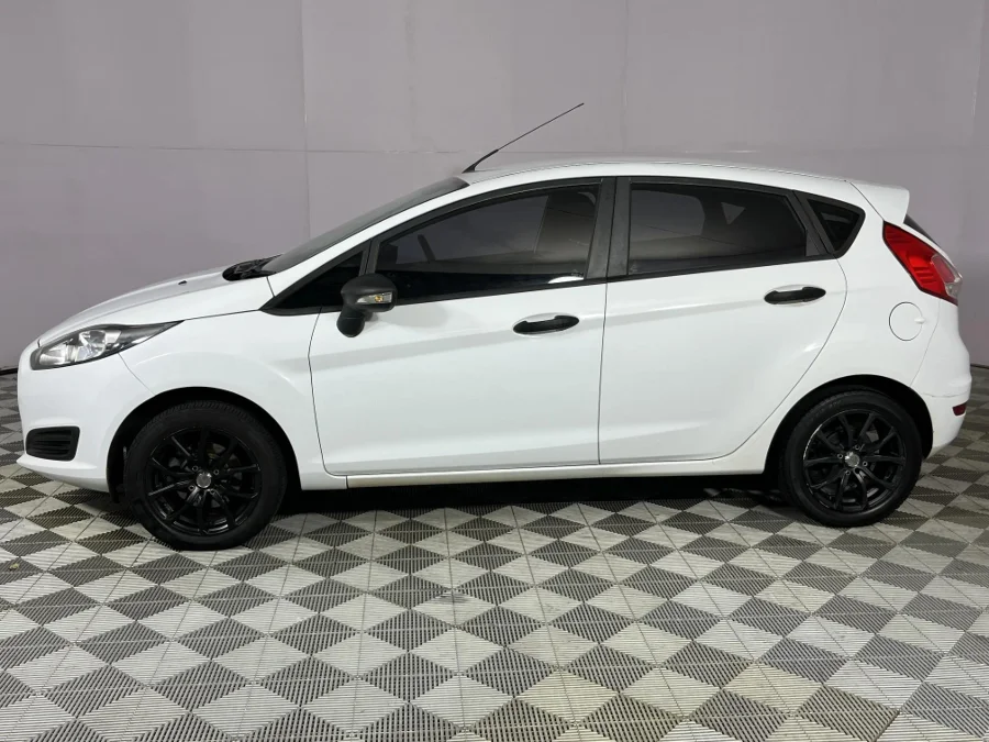 Used 2014 Ford Fiesta 5-door 1.4 Ambiente - WeBuyCars Richmond Used 2014 Ford Fiesta 5-door 1.4 Ambiente - WeBuyCars Richmond