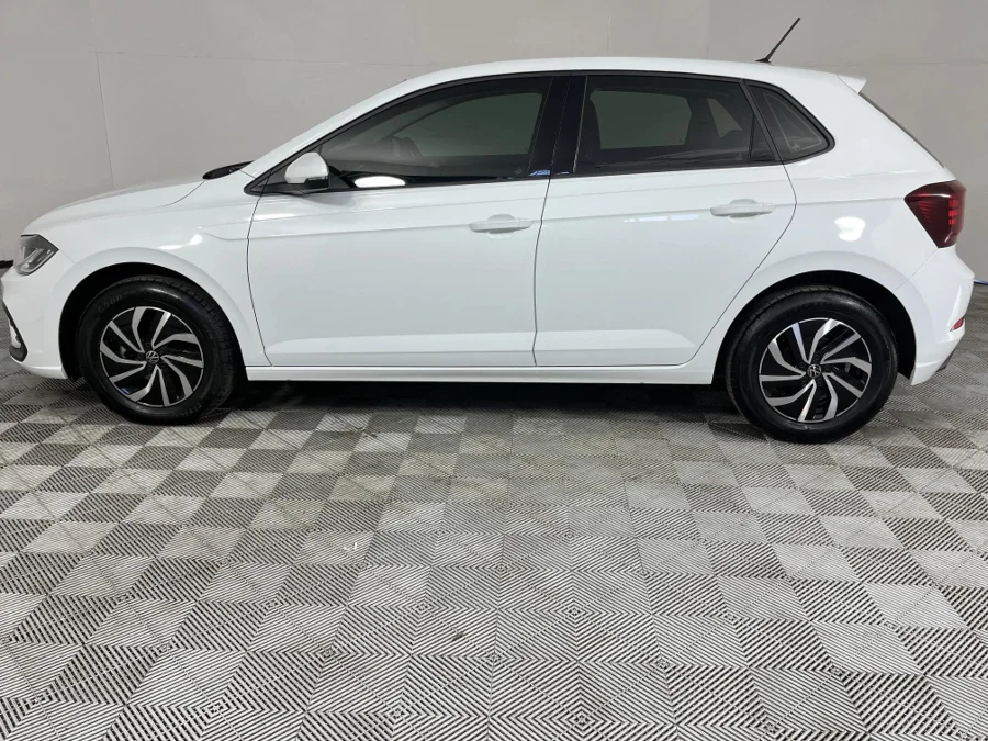 Used 2023 Volkswagen Polo hatch 1.0TSI Life manual - WeBuyCars George Used 2023 Volkswagen Polo hatch 1.0TSI Life manual - WeBuyCars George