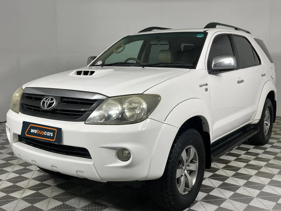Used 2008 Toyota Fortuner 3.0D-4D - WeBuyCars Silverlakes