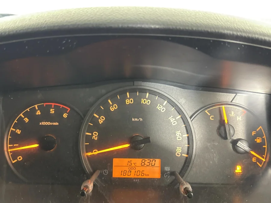 Used 2020 Toyota Quantum 2.5D-4D GL 14-seater bus - WeBuyCars Midstream