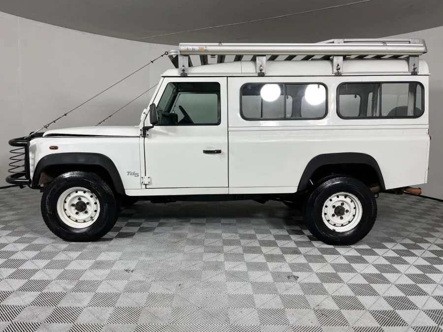Used 2002 Land Rover Defender 110 2.5 Td5 hardtop - WeBuyCars The Dome