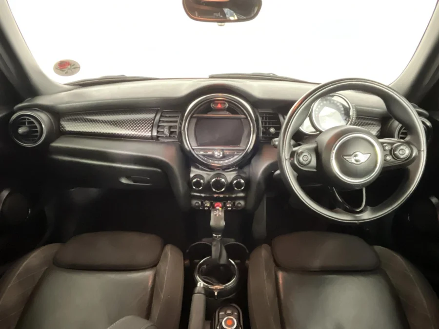 Used 2017 MINI Hatch Cooper S Hatch 5-door Seven 7 auto - WeBuyCars Gqeberha Used 2017 MINI Hatch Cooper S Hatch 5-door Seven 7 auto - WeBuyCars Gqeberha